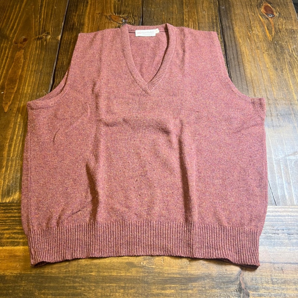 Wyatt Brothers Hampton VA Mens Large Mauve Heather‎ Knit V-Neck Sweater Vest Vtg